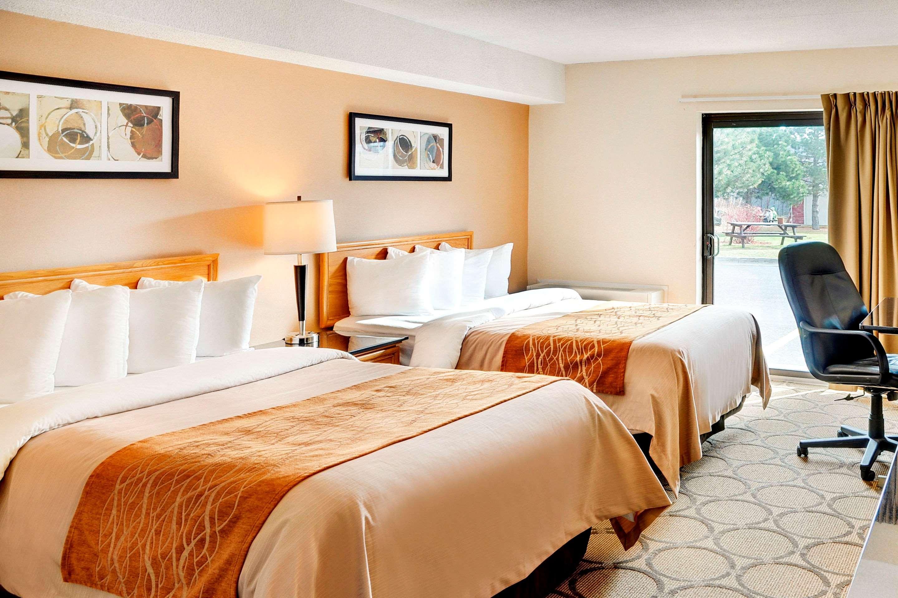 Comfort Inn Thunder Bay Ngoại thất bức ảnh