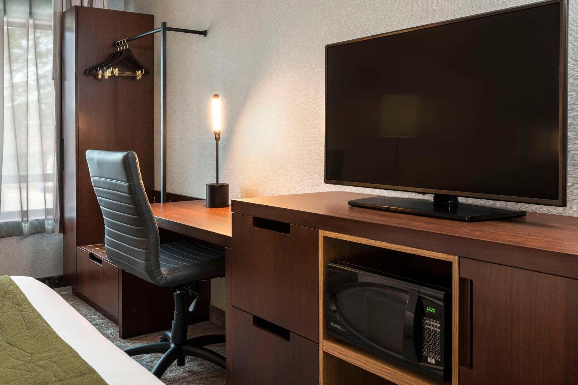 Comfort Inn Thunder Bay Ngoại thất bức ảnh